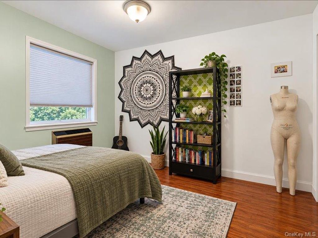 76-30 Grand Central Parkway, Forest Hills, NY 11375 — photo 4