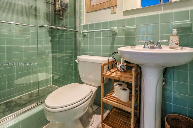 1251 Buchanan Street, Hollywood, FL 33019