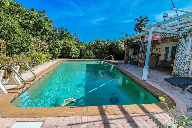 1251 Buchanan Street, Hollywood, FL 33019