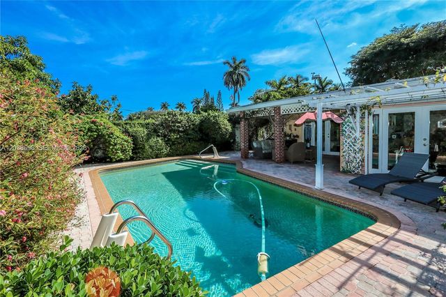 1251 Buchanan Street, Hollywood, FL 33019
