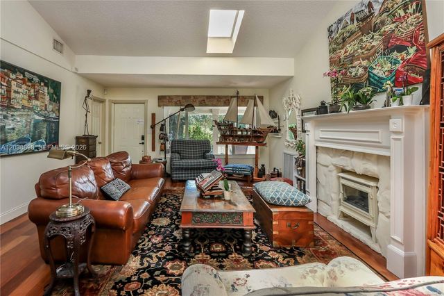 1251 Buchanan Street, Hollywood, FL 33019