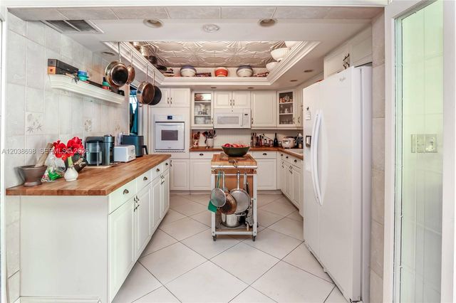 1251 Buchanan Street, Hollywood, FL 33019