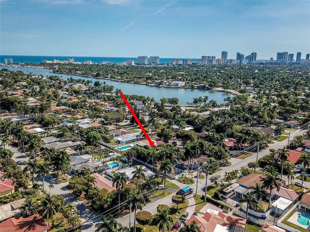 1251 Buchanan Street, Hollywood, FL 33019