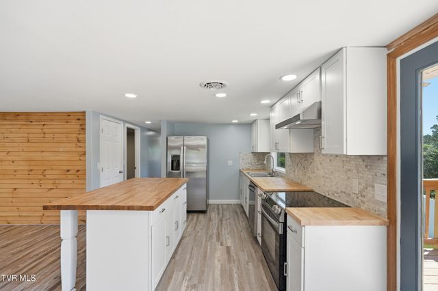 10434 Redwood Circle 10434, Bristol, VA 24202