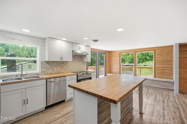 10434 Redwood Circle 10434, Bristol, VA 24202