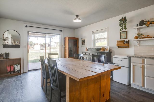 2061 County Road 302, Glen Rose, TX 76043