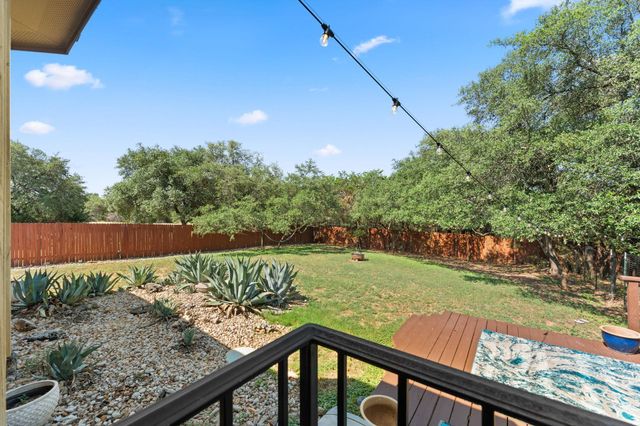 202 Dunkeld DR, Spicewood, TX 78669