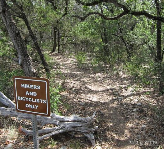 202 Dunkeld DR, Spicewood, TX 78669