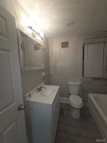 5010 N Kingshighway Boulevard, St Louis, MO 63115