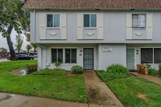 27 Omaha Ct, Sacramento, CA 95823