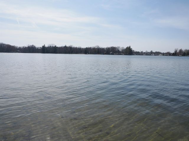 7481 E Cedar Lake Drive, Oscoda Twp, MI 48738