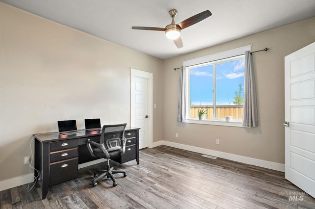 10606 W Cruser, Boise, ID 83709