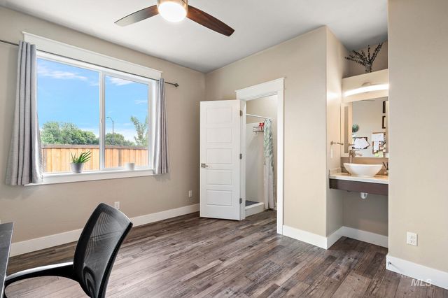 10606 W Cruser, Boise, ID 83709