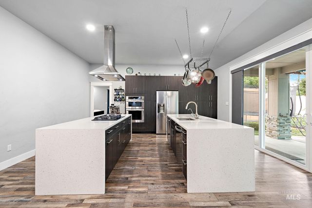 10606 W Cruser, Boise, ID 83709