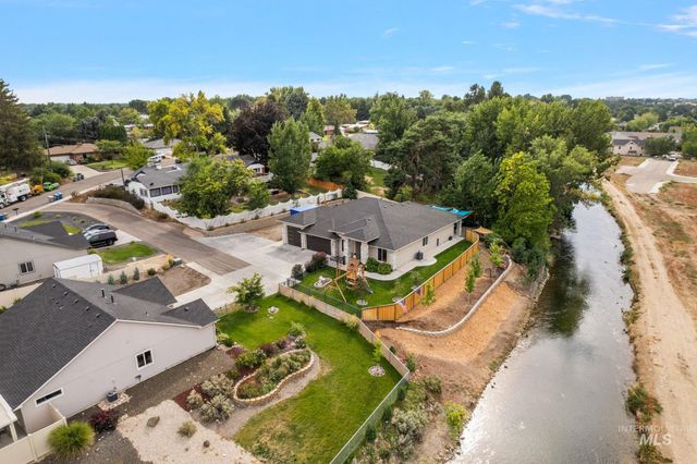 10606 W Cruser, Boise, ID 83709