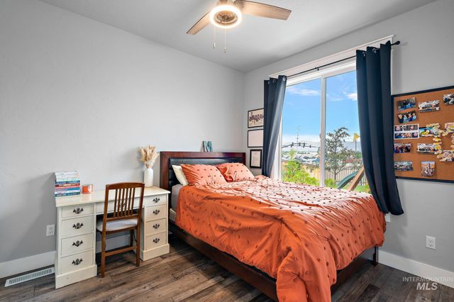 10606 W Cruser, Boise, ID 83709