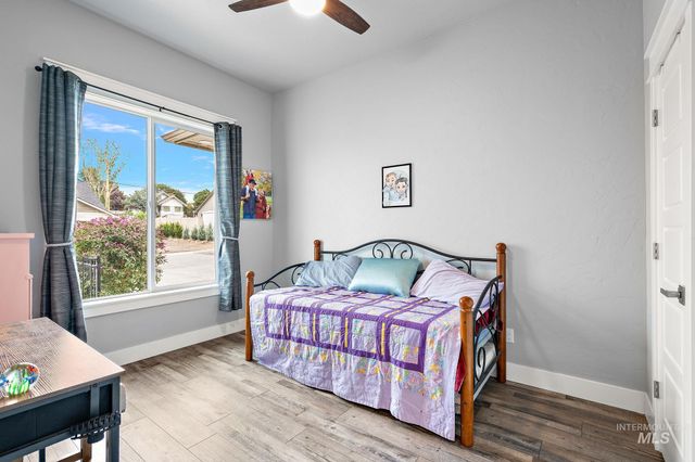 10606 W Cruser, Boise, ID 83709