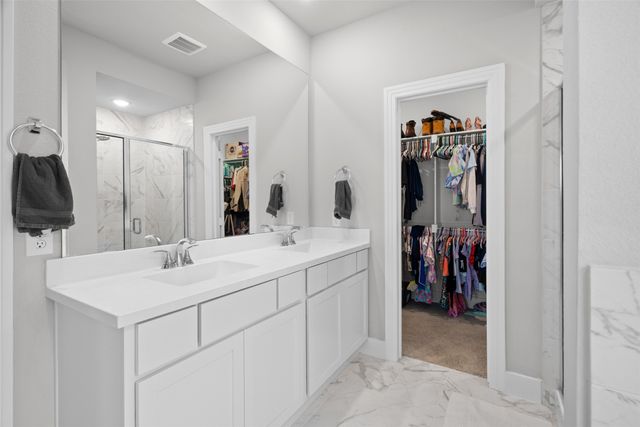 1742 Horseshoe Lane, Van Alstyne, TX 75495