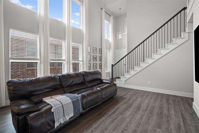 1742 Horseshoe Lane, Van Alstyne, TX 75495
