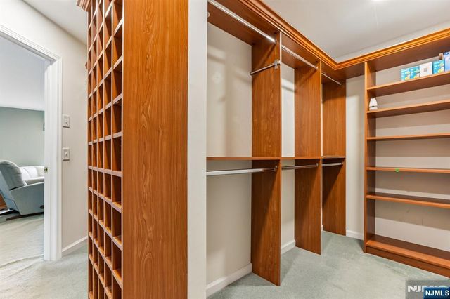 62 Hickory Hill Boulevard 2001, Totowa, NJ 07512