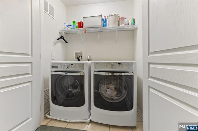 62 Hickory Hill Boulevard 2001, Totowa, NJ 07512