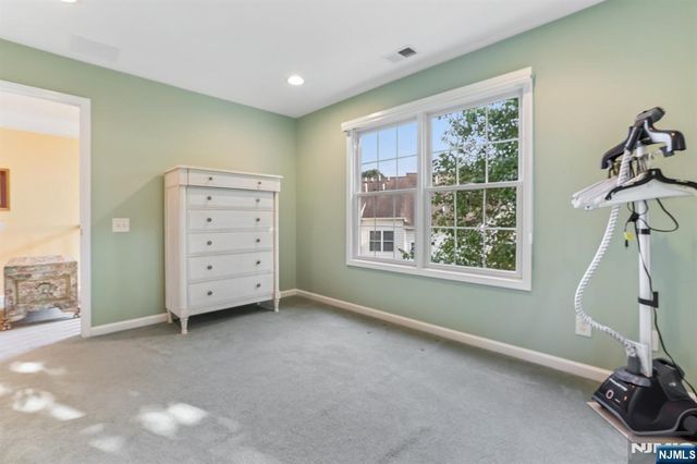 62 Hickory Hill Boulevard 2001, Totowa, NJ 07512