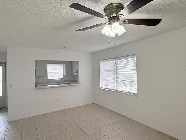 390 301 BOULEVARD W 8D, Bradenton, FL 34205
