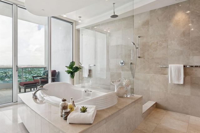 1600 S Ocean Boulevard UPH01, Lauderdale By The Sea, FL 33062