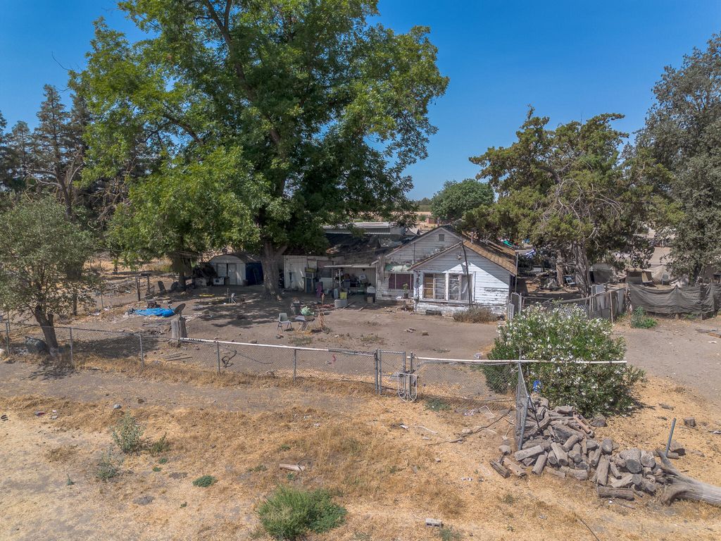 31345 Rd 132, Visalia, CA 93292