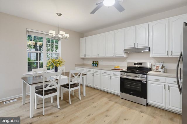 8501 SPRINGWAY RD, Ellicott City, MD 21043