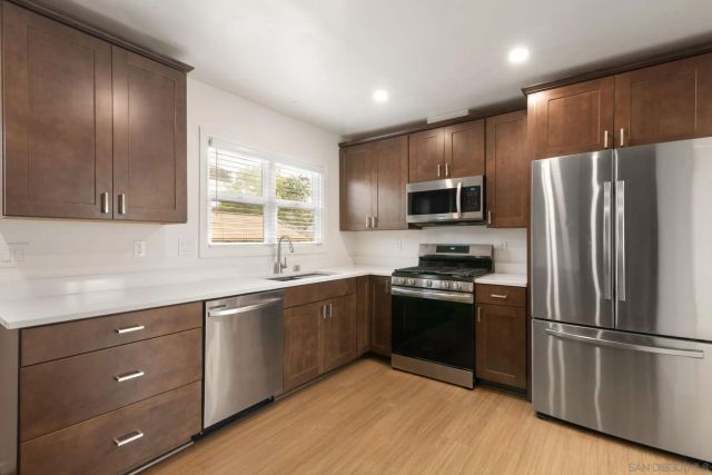 4233 Pepper Dr, San Diego, CA 92105