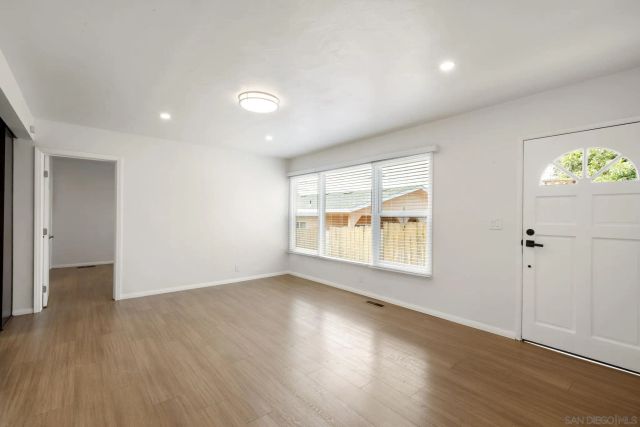 4233 Pepper Dr, San Diego, CA 92105