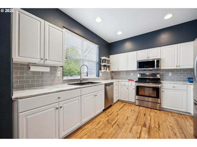 11290 Sw BUFFALO Pl, Portland, OR 97223