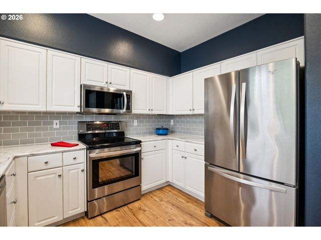 11290 Sw BUFFALO Pl, Portland, OR 97223