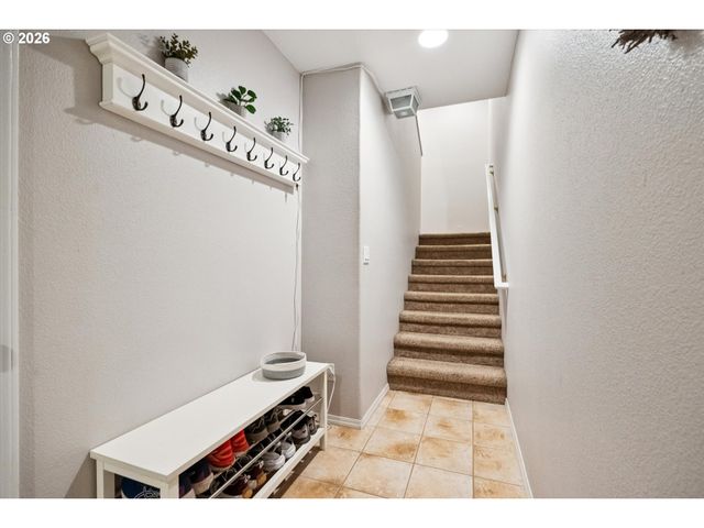 11290 Sw BUFFALO Pl, Portland, OR 97223