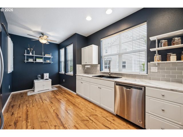11290 Sw BUFFALO Pl, Portland, OR 97223