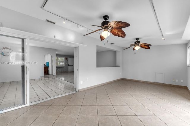 8760 SW 191st St, Cutler Bay, FL 33157