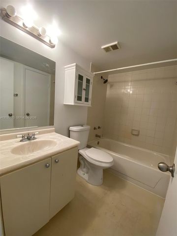 8600 SW 212th Street 208, Cutler Bay, FL 33189