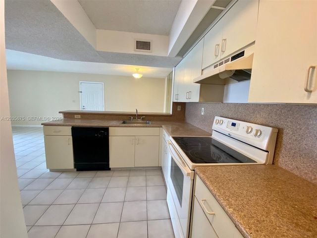 8600 SW 212th Street 208, Cutler Bay, FL 33189