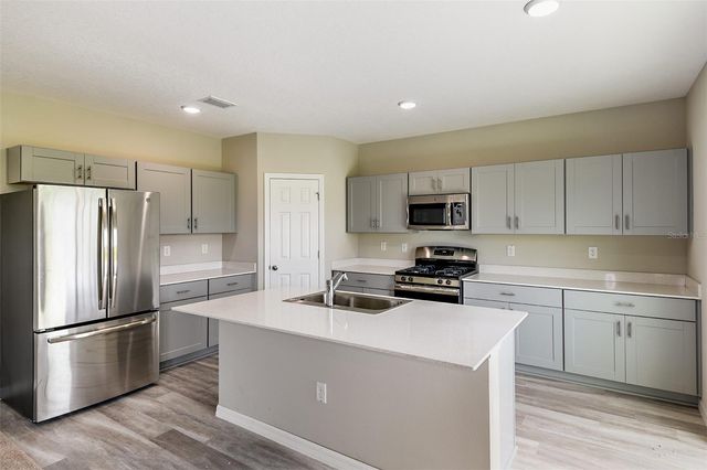 35433 ARBOR RETREAT DRIVE, Dade City, FL 33525