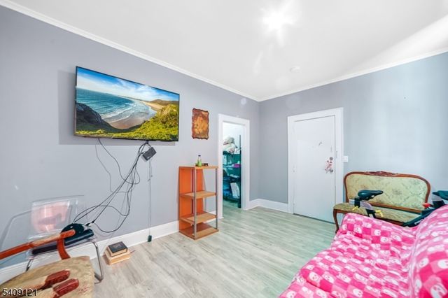 34 Cortland St, Newark City, NJ 07105