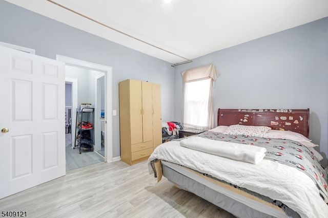 34 Cortland St, Newark City, NJ 07105