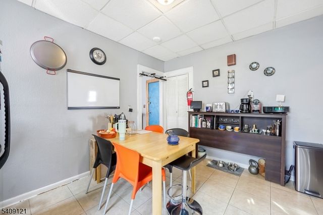 34 Cortland St, Newark City, NJ 07105