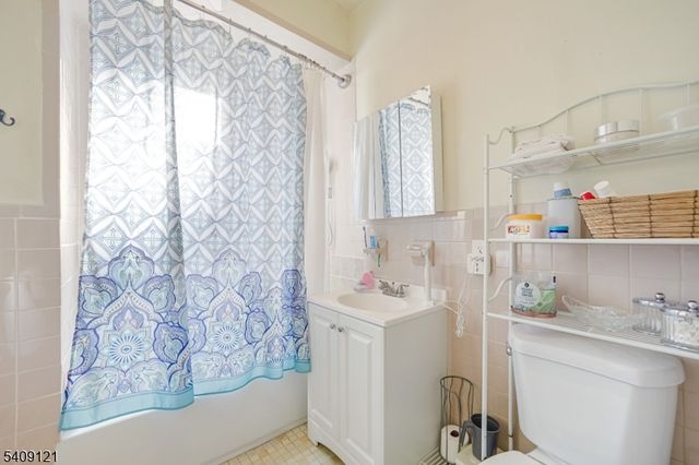 34 Cortland St, Newark City, NJ 07105