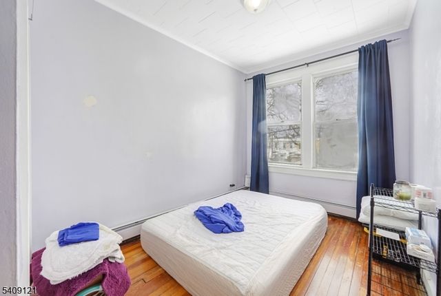 34 Cortland St, Newark City, NJ 07105