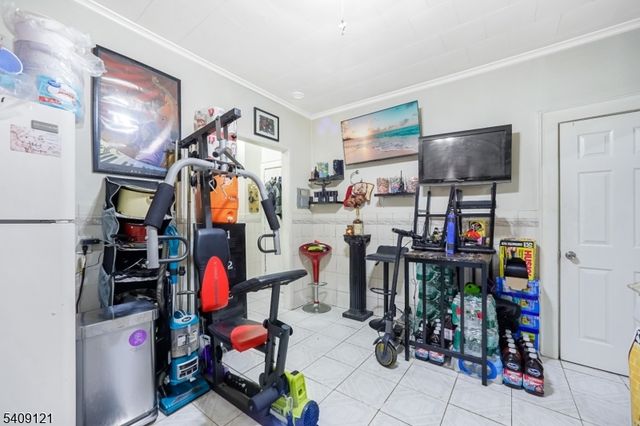 34 Cortland St, Newark City, NJ 07105