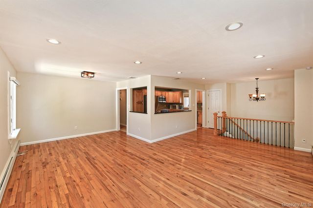 44 Derby Avenue, Greenlawn, NY 11740