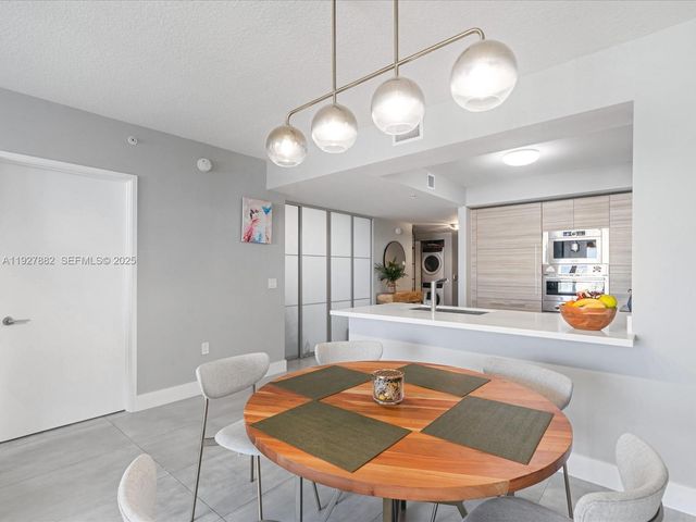 300 Sunny Isles Blvd 4-1405, Sunny Isles Beach, FL 33160