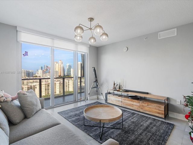 300 Sunny Isles Blvd 4-1405, Sunny Isles Beach, FL 33160