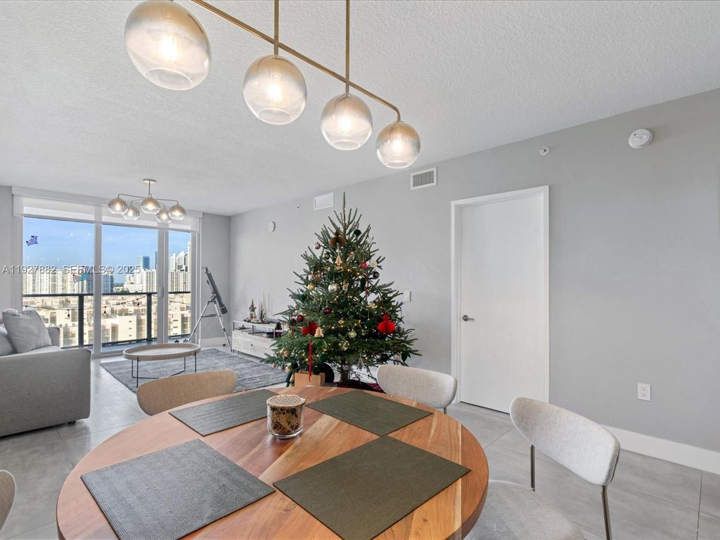 300 Sunny Isles Blvd 4-1405, Sunny Isles Beach, FL 33160